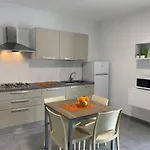 Binja Fortuna Ξενοδοχείο με διαμερίσματα 4*